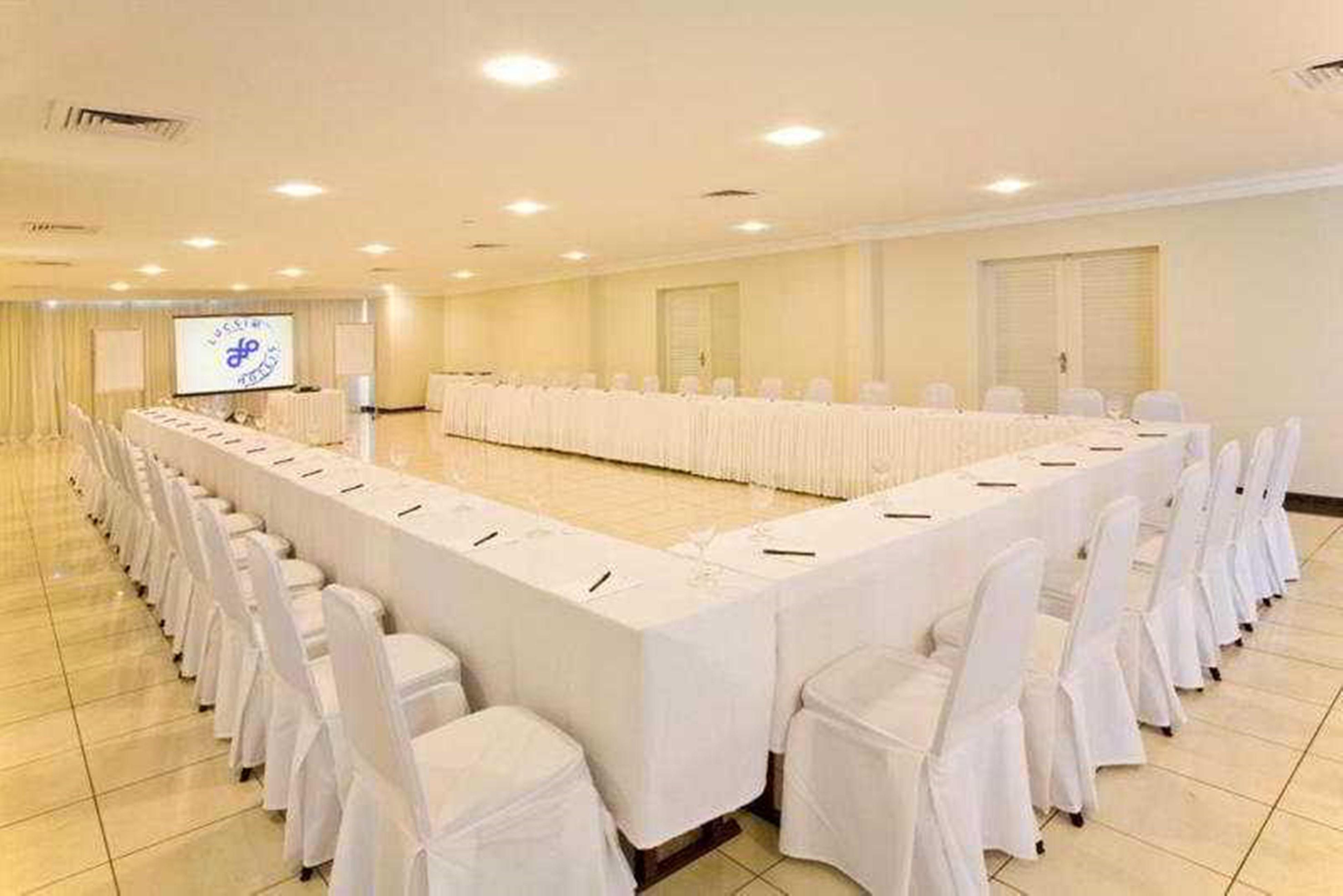 Hotel Grand Mercure Boa Viagem 5*
